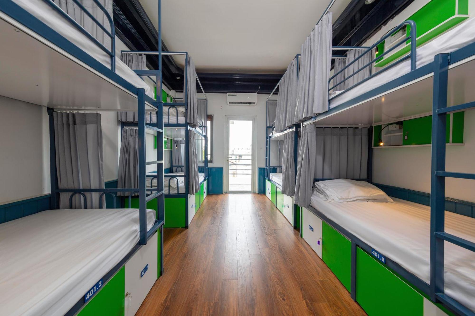 Hanoi Solo Hostel Экстерьер фото