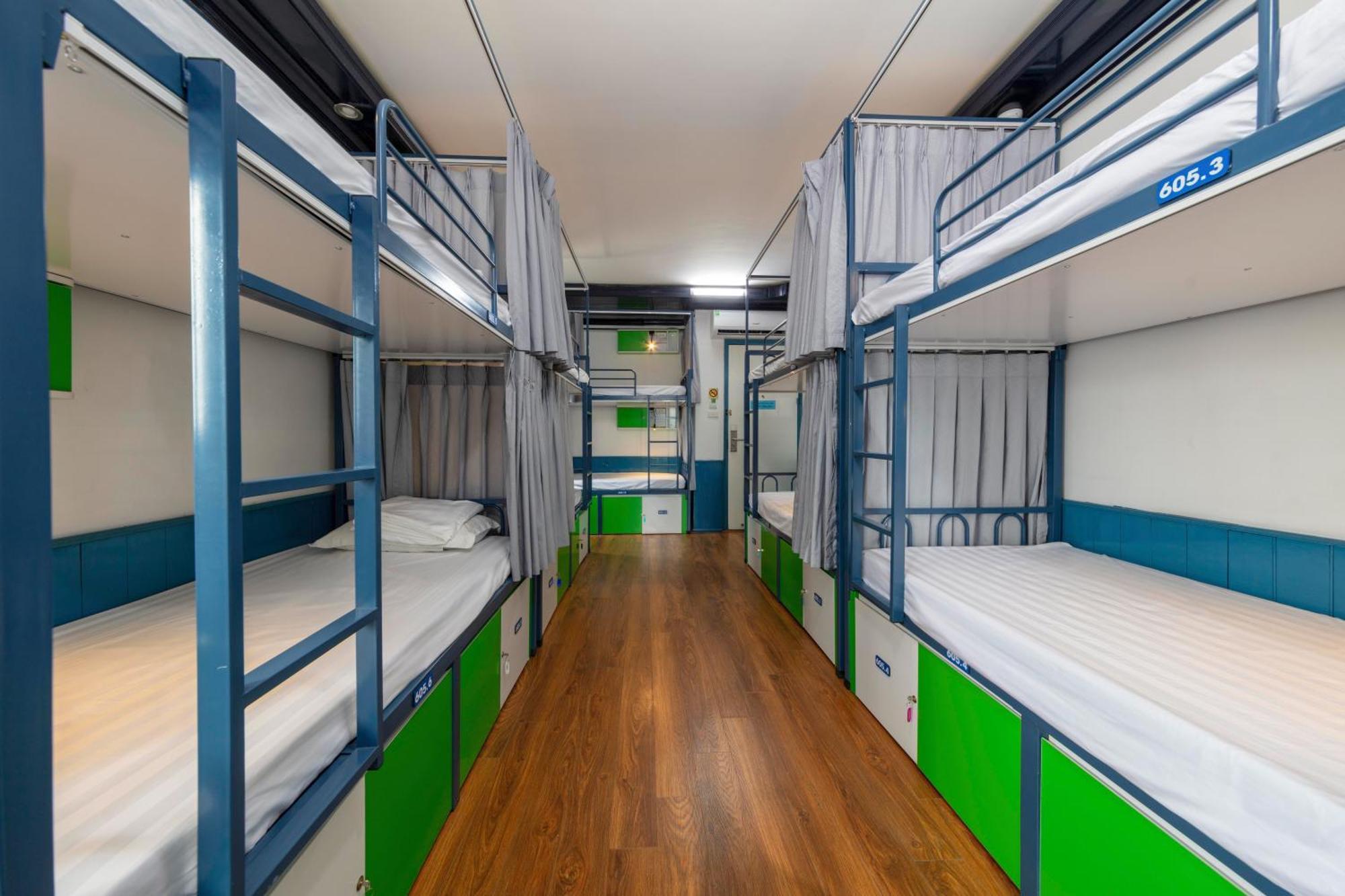Hanoi Solo Hostel Экстерьер фото