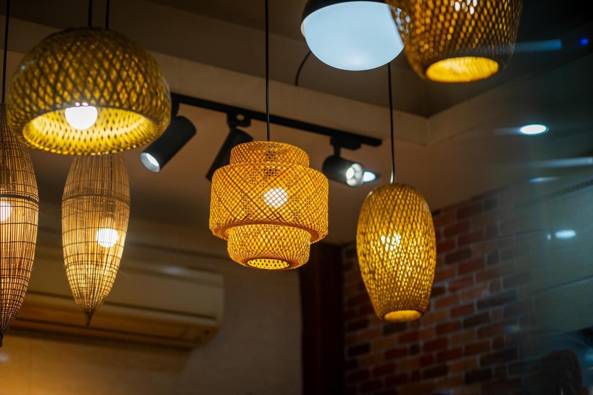 Hanoi Solo Hostel Экстерьер фото